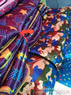 新款電動車擋風被 冬季保暖新選擇，廠家批發優質連體設計